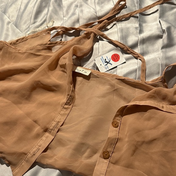 Love J Tan Sheer Crop Top - Picture 5 of 6